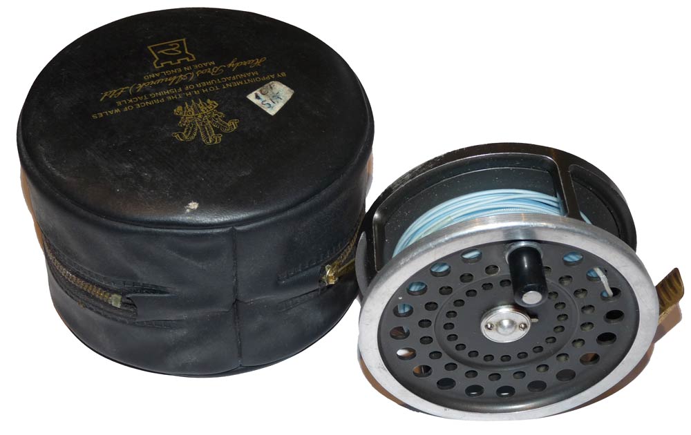 Hardy Marquis No 2 salmon fly reel in Hardy case