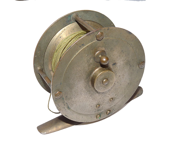 Antique brass salmon crank wind reel c 1870, 3.75" on off ratchet check, xx rare model - Image 4