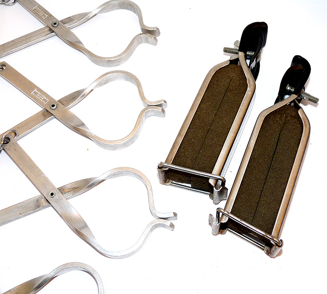 3 pairs Hardy vintage wader Clasp boots hangers + Wheatley car roof top rod carrier - Image 3