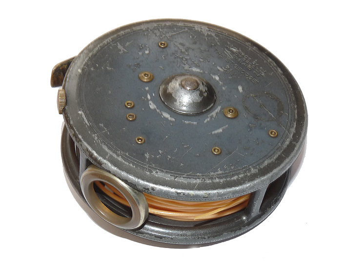 Hardy the St George 3.75” vintage alloy trout fly reel, agate line guide, right hand wind. - Image 3