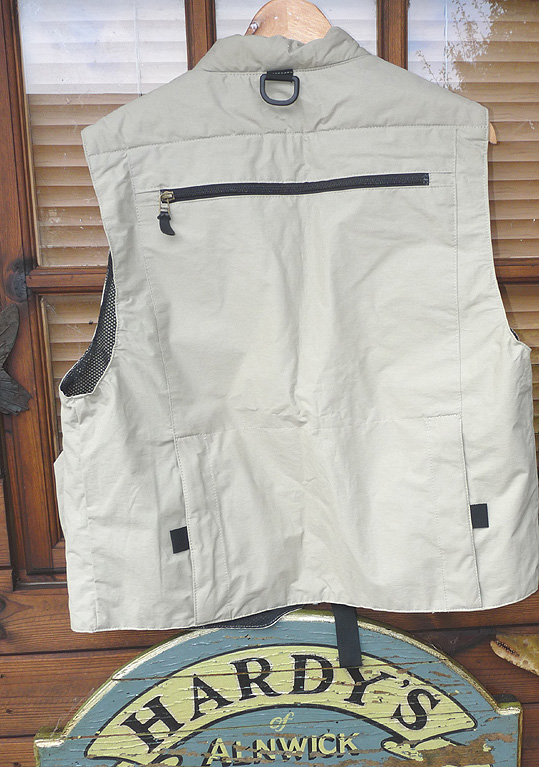 Hardy fly fishing waistcoat XL stone colour, multi pockets in fine condition - Image 5