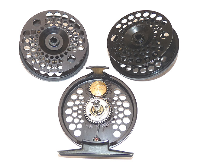 Orvis Battenkill BBS11 Made in England 2.75” trout fly reel + s/spool + case - Image 3