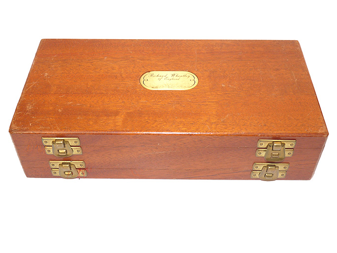 Wheatley polished wood 3 layer fly box with over 350 salmon flies, asstd sizes patterns - Image 4