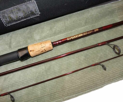 G Loomis USA 7' 3 piece IM6 Graphite spinning lure rod, cast 1/4 to 3/8 oz  with bag & tube