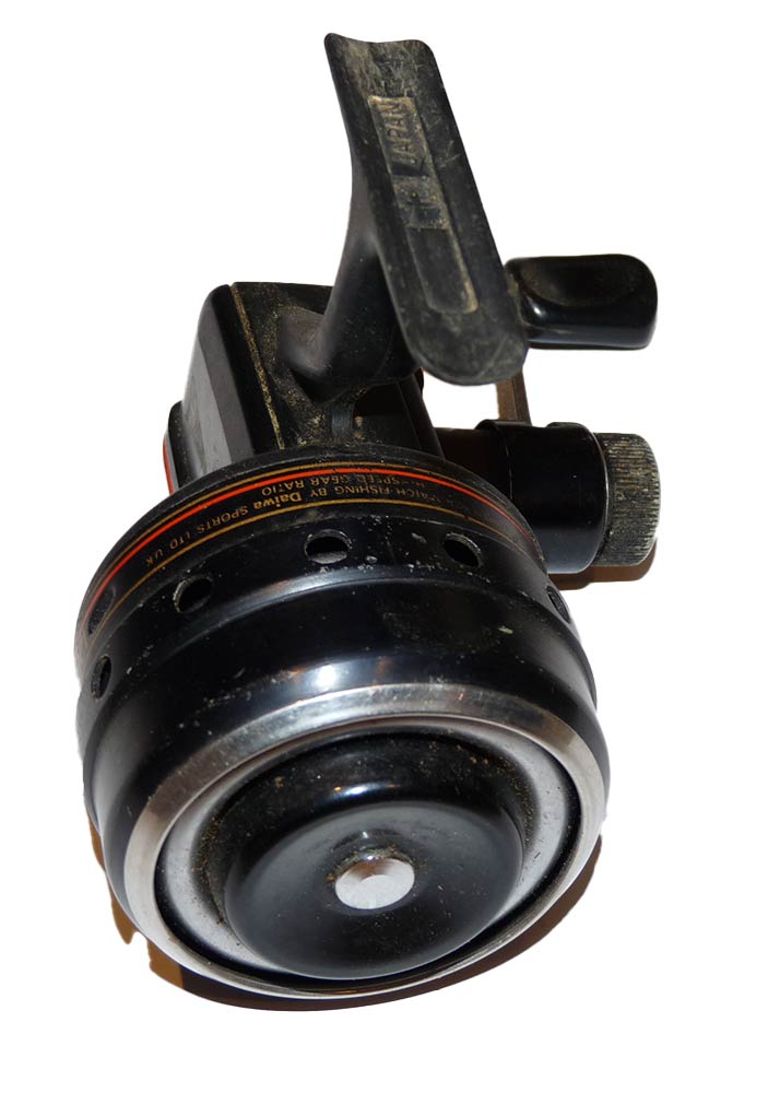 Daiwa Harrier 120M closed face trotting reel with box - Image 3