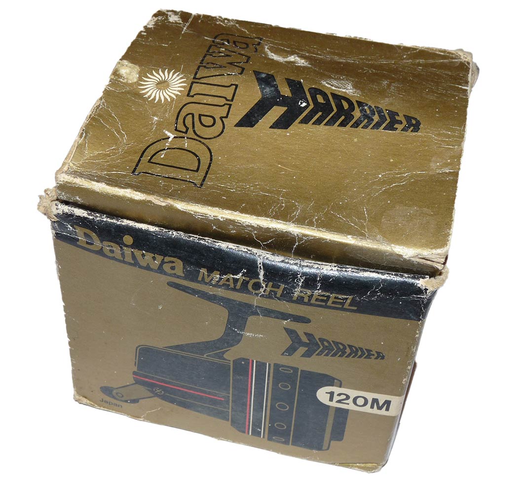 Daiwa Harrier 120M closed face trotting reel with box - Image 6