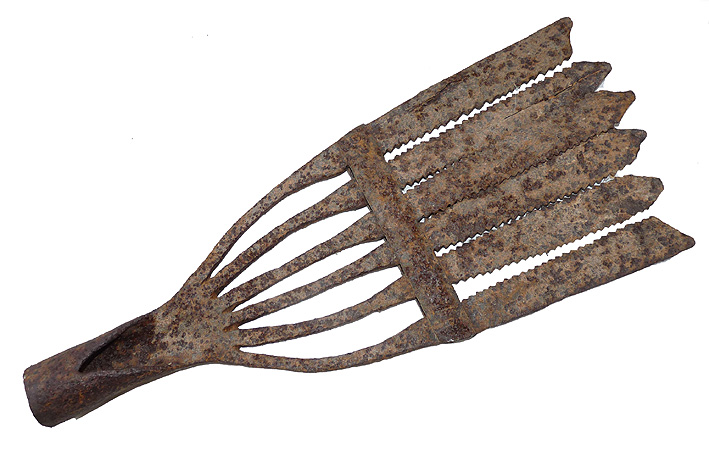 Victorian English wrought iron eel Gleave, totally original, large size fishing display c1900