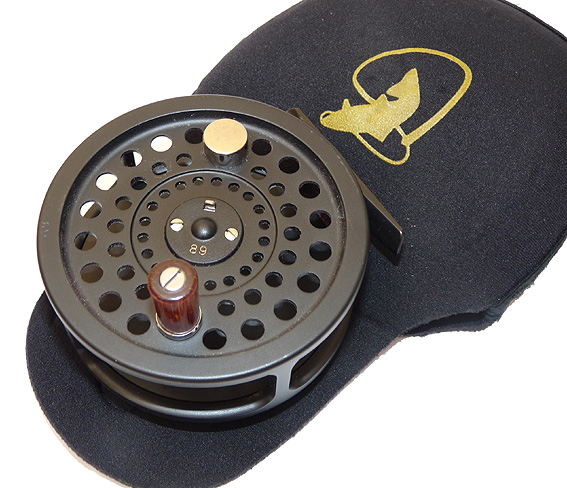 Scientific Angler Mastery Series #8/9 bar stock alloy fly reel & case English made