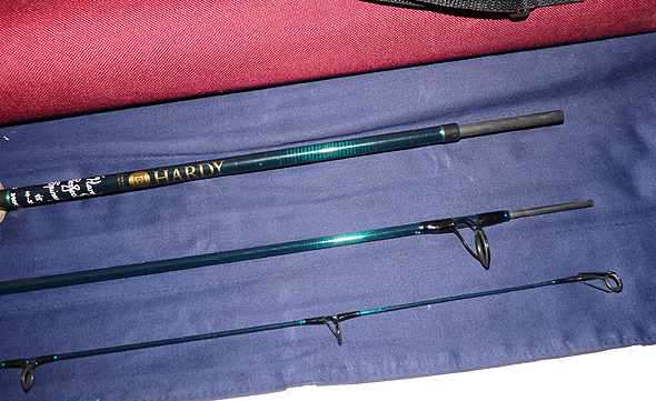 Hardy Perfection Spinning 9'6" 3 pce carbon rod, bag & tube - Image 3