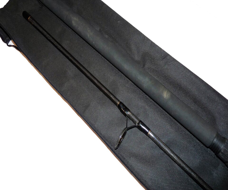Alternative view of E T Ultimate Pitmaster 12' carp rod 3Ib test, comes in bag