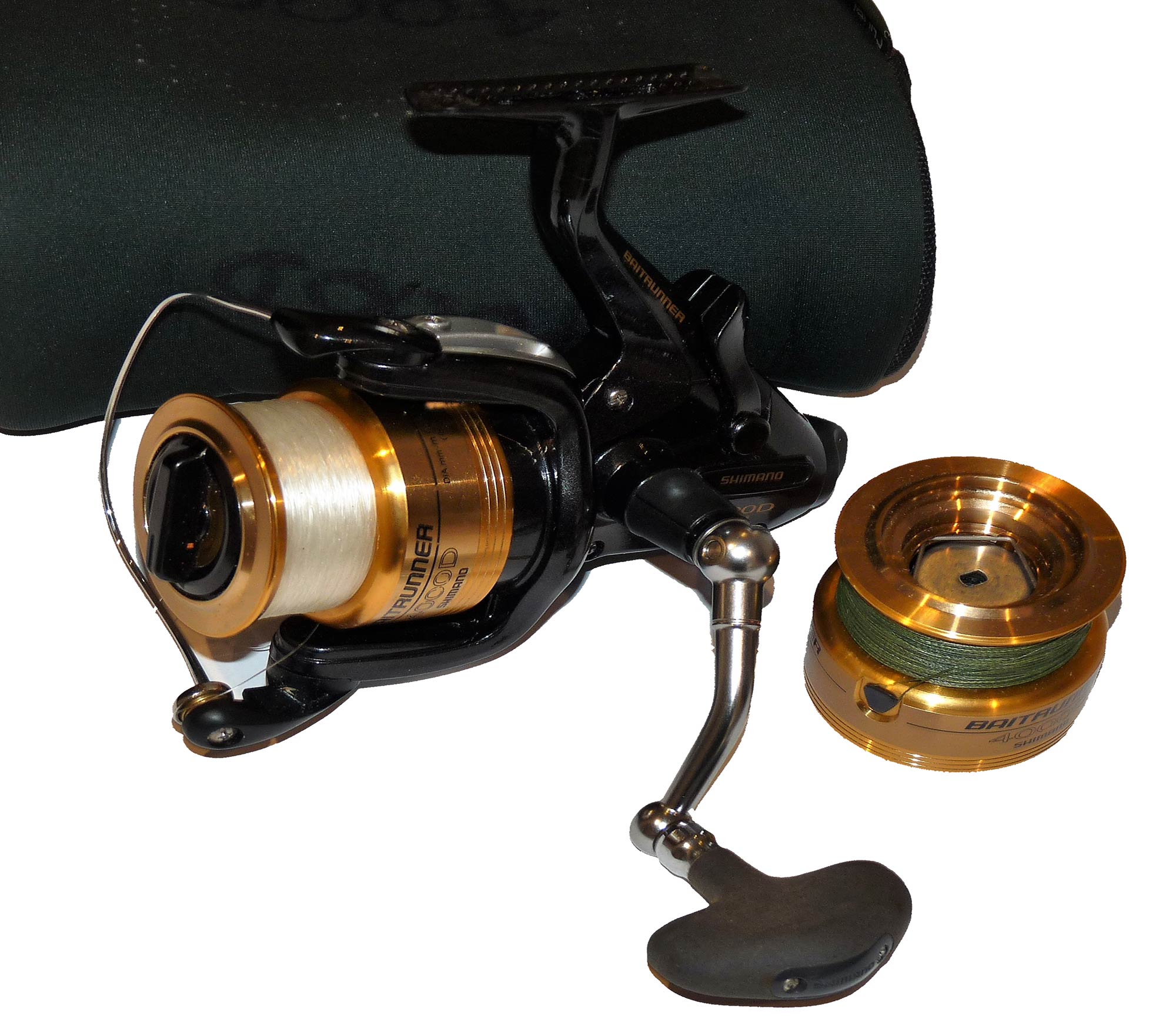 Shimano 4000D Baitrunner carp / cat fish fixed spool reel