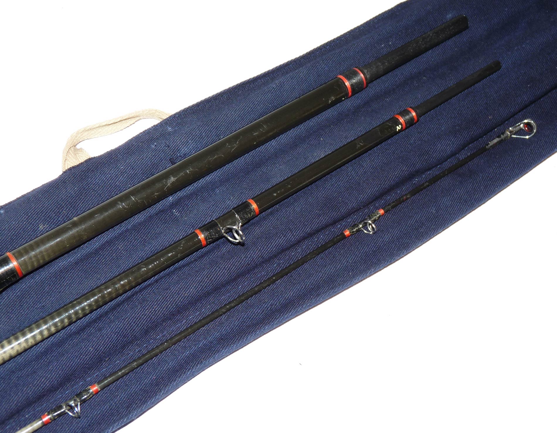 Hardy 12' 6" Graphite salmon fly rod 3 piece line #9 and bag - Image 5