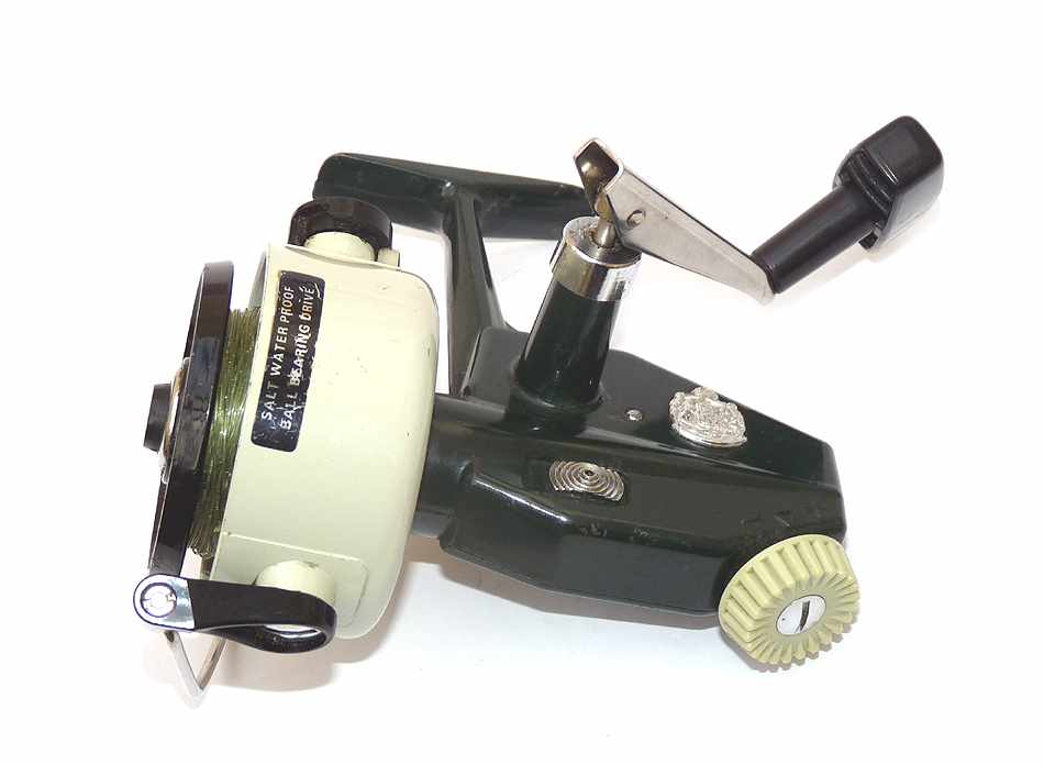 Abu Cardinal 77 Sweden vintage spinning reel best collector condition