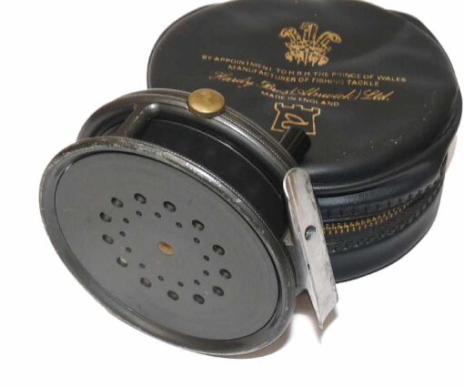 Maker: Hardy Bros Model: Perfect Approximate year of manufacture: 1970's Condition: Fine Material: Alloy Length/ diameter: 3-5/8