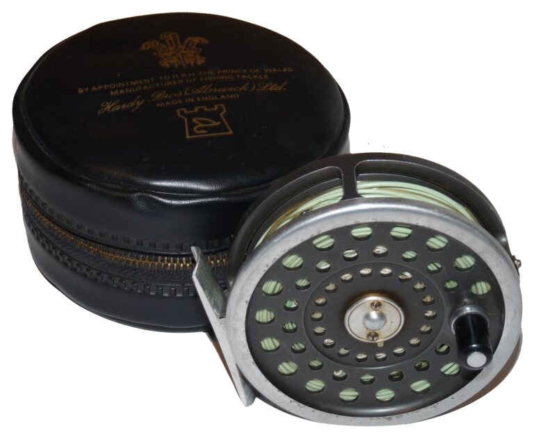 Hardy Marquis #7 trout fly reel with padded case