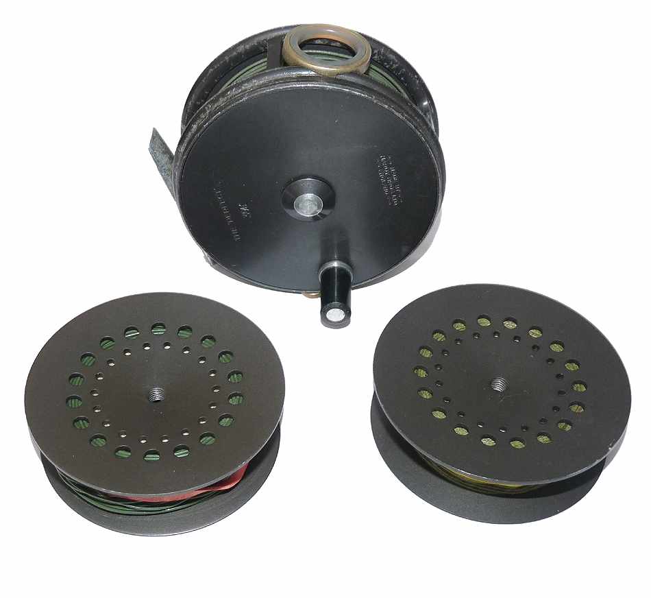 Hardy Perfect 3-5/8" vintage trout fly reel + 2 spare spools