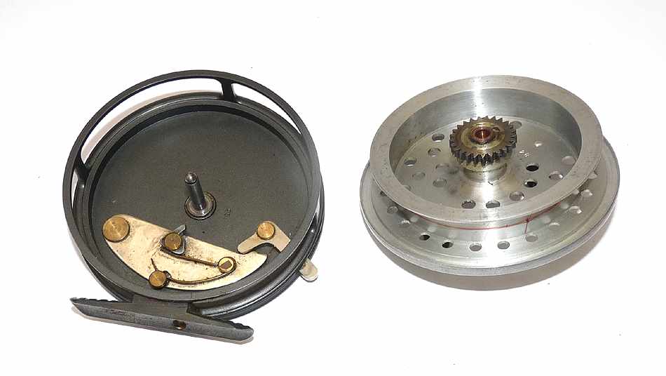 Hardy Eureka 3.5" vintage trotting reel, best collector condition - Image 5