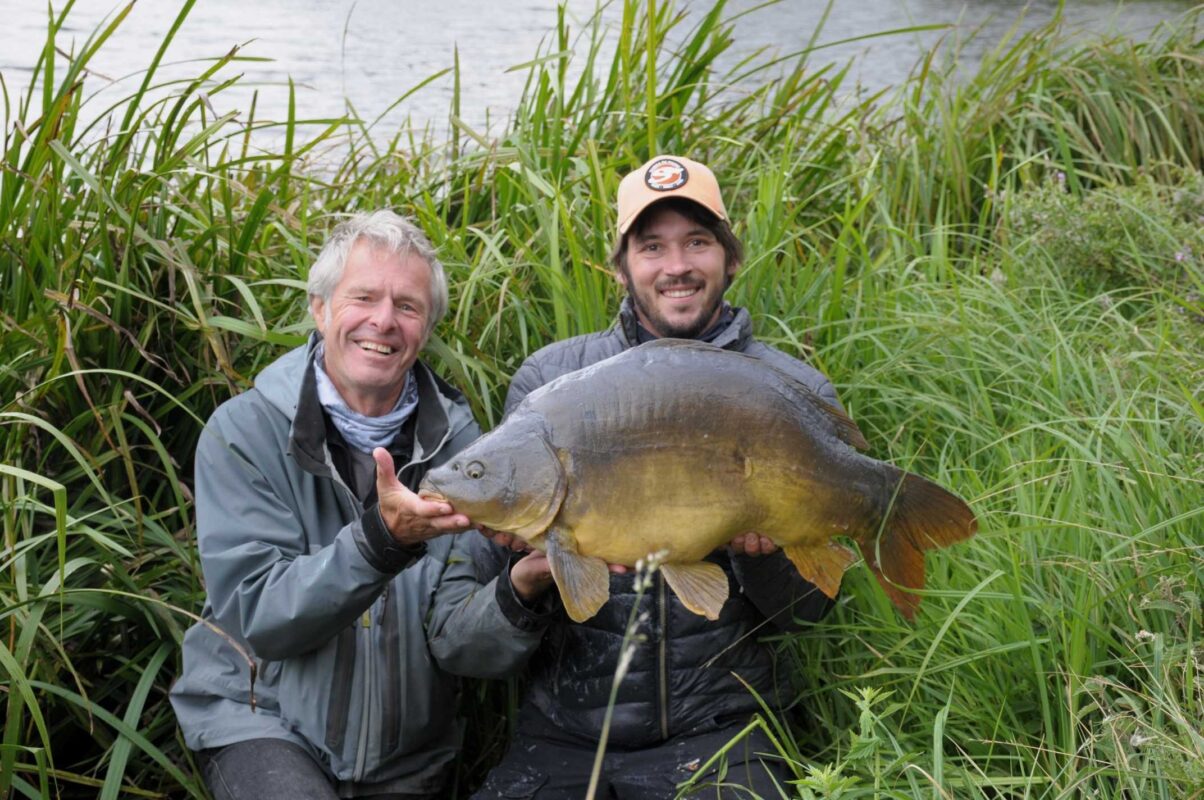 John Bailey and Robbie Northman with a near thirty waggler caught mirror
