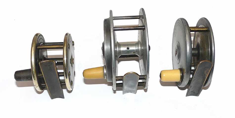 Carter, Malloch Army Navy alloy ebonite antique fly reels 2.5 to 3" - Image 4