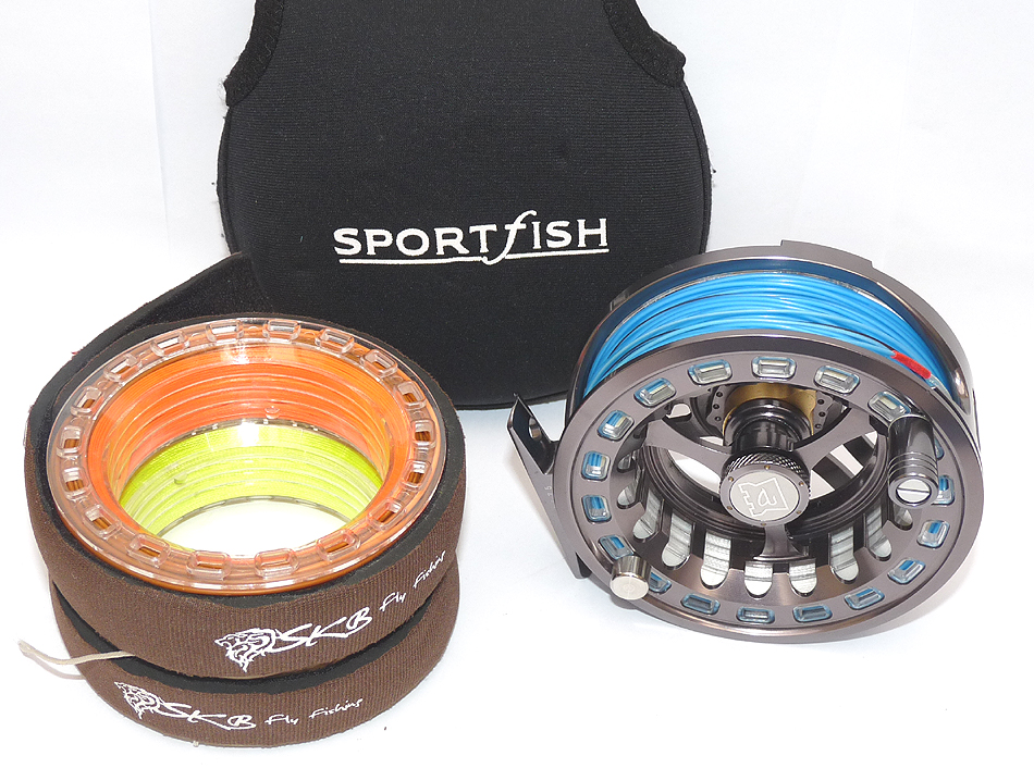 Hardy Ultralite 5000 CLS fly reel+ 2 spare spools with line + case