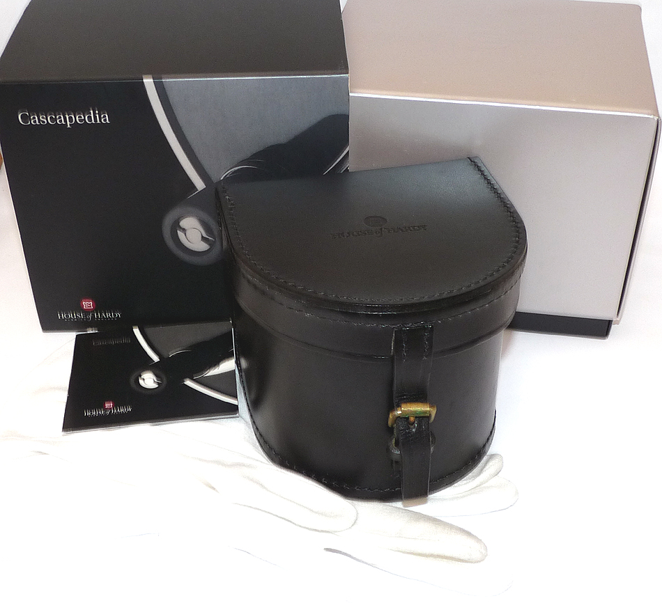 Hardy Cascapedia 4/0 No 320/500 Ltd ed mint with case, gloves box papers - Image 6