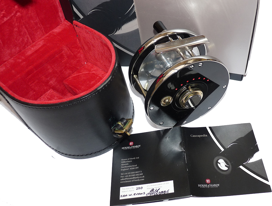 Hardy Cascapedia 4/0 No 320/500 Ltd ed mint with case, gloves box papers - Image 8