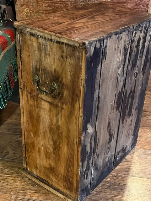 Gary Brooker Fly tying cabinet with vice and materials 100% of proceeds to charity - Image 13