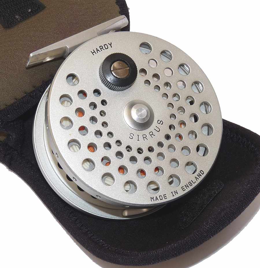 Hardy Sirrus 7/8 large arbor fly reel with line and Hardy case - Image 3