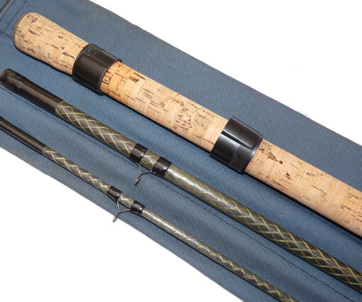 Tri-Cast Diamond Kevlar 13' 3 pce match rod fine cond with bag