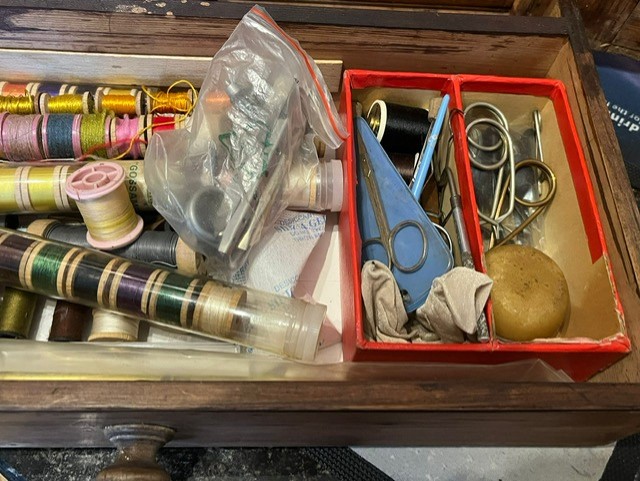 Gary Brooker Fly tying cabinet with vice and materials 100% of proceeds to charity - Image 10