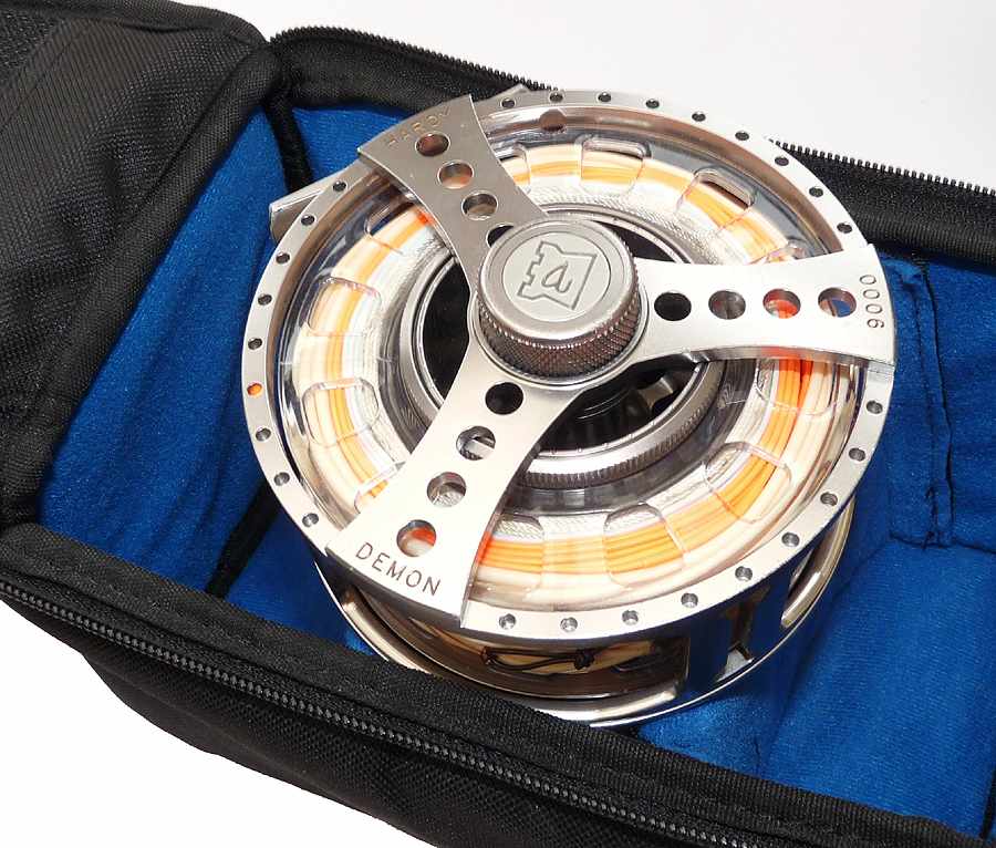 Hardy Demon 9000 large arbour fly reel, 3 spools, 3 lines case and box - Image 5