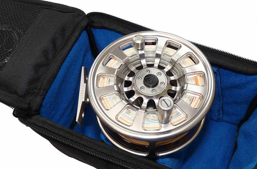 Hardy Demon 9000 large arbour fly reel, 3 spools, 3 lines case and box - Image 3