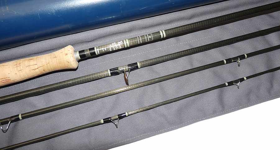 Hardy Ultralite Travel 10' 4pce graphite fly rod, #7 with bag & tube - Image 4