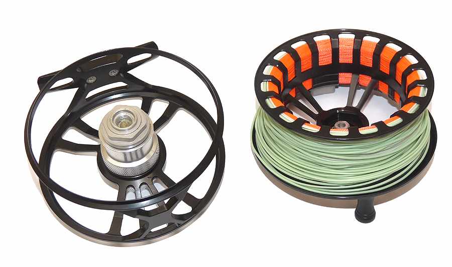 Guideline Halo Black Stealth 4/5 large arbor fly reel, mint with case and box - Image 3