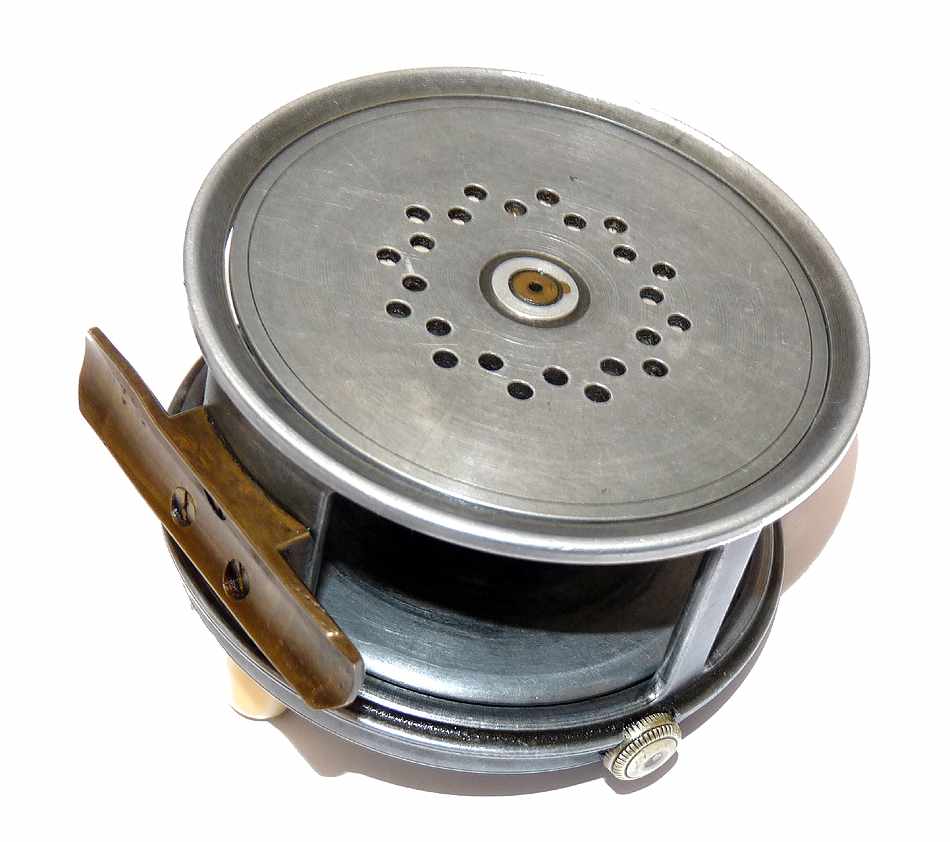 Carter of London 3.5" wide drum alloy salmon fly reel c1900 - Image 4