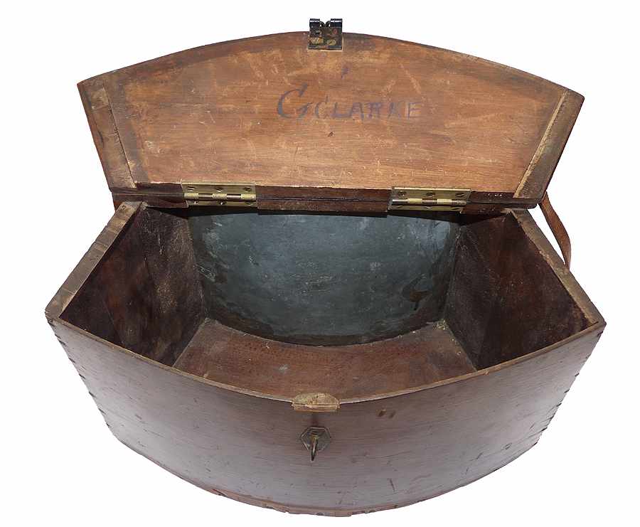 Antique wooden coarse fishing creel alloy curved back - Image 6