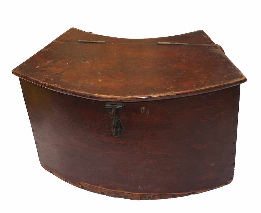 Antique wooden coarse fishing creel alloy curved back - Image 3