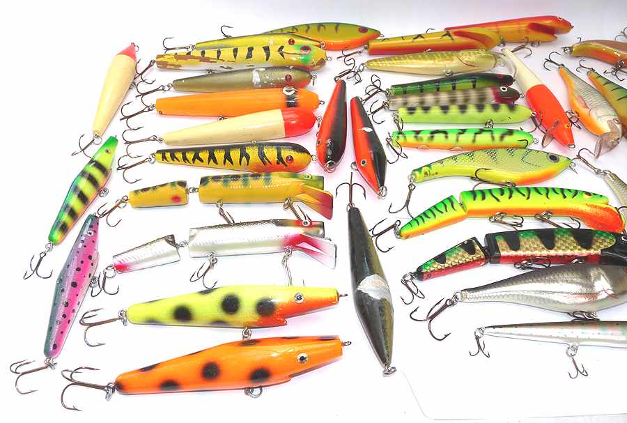 Plano box 50+ pike musky lures Rapala & more - Image 5