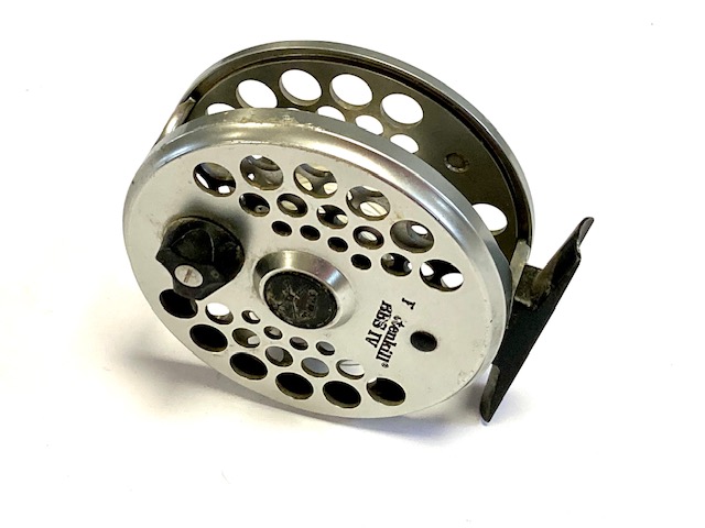 Alternative view of Orvis Battenkill BBS IV 3.25" trout fly reel