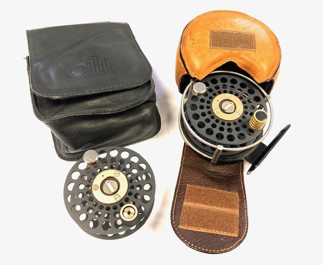 Ari't Hart Rio Orbigo F2 trout fly reel with spare spool and pouch