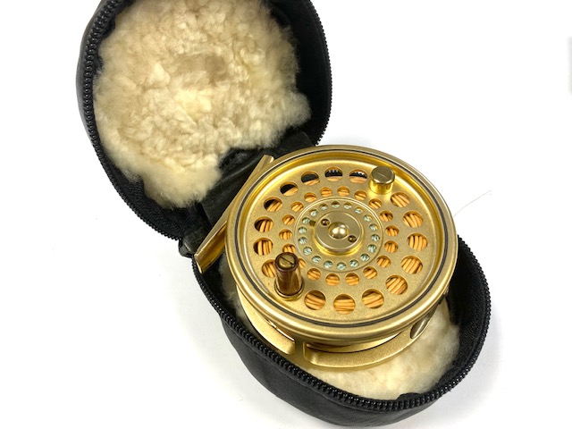 Hardy Sovereign Gold 7/8 salmon fly reel with Hardy wool padded case