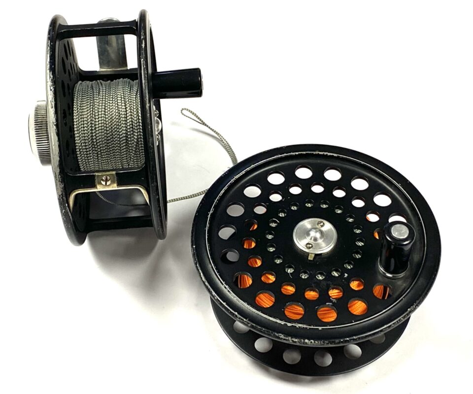 Alternative view of Hardy Ultralite Salmon disc 4 1/8″ fly reel plus s/spool