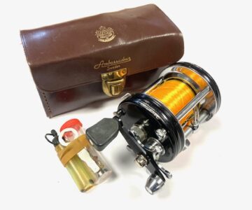 Abu Sweden Ambassadeur 6000C multiplier reel, leather case & tools