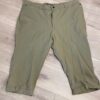 Barbour 3/4 length men's light weight shorts size 42"