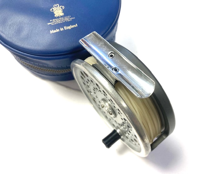 Hardy Marquis #8/9 trout fly reel with Hardy pouch