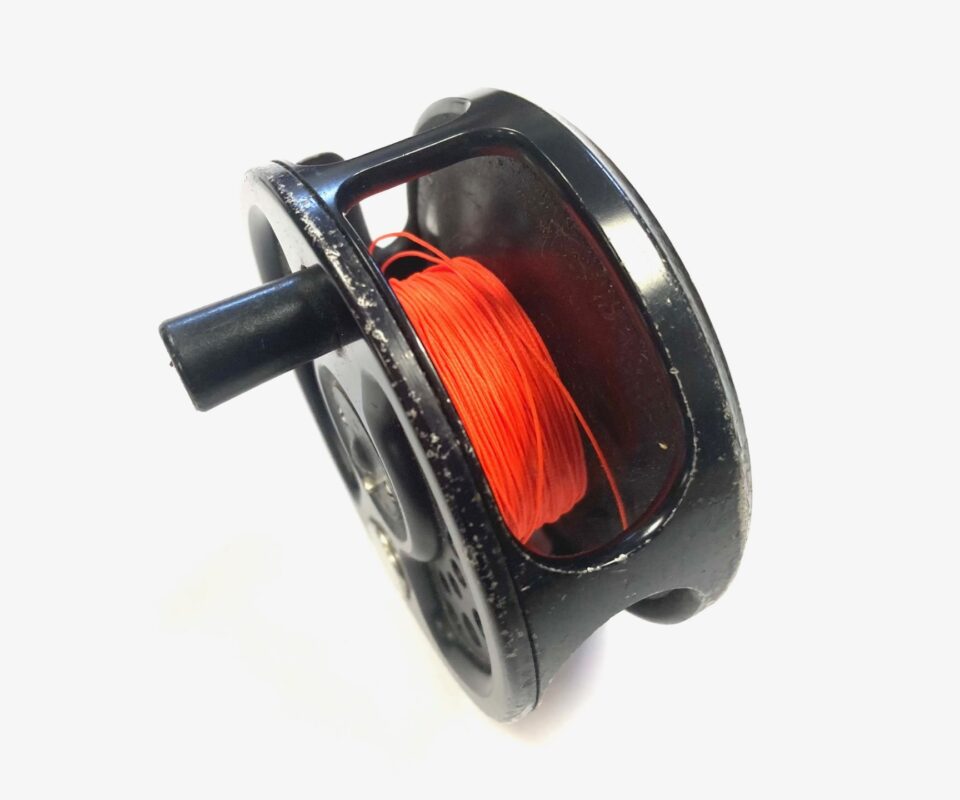 Alternative view of Hardy Sovereign 2000 #8 Ltd Ed trout fly reel #200 with pouch