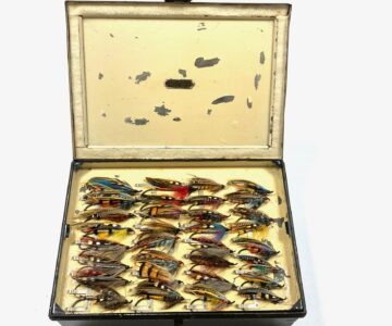 C Farlow & Co Ltd 10 Charles Street Black Japanned Fly Box With Large Salmon Flies