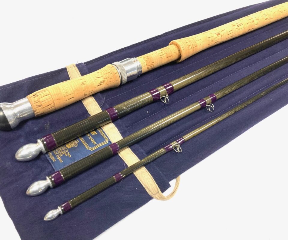 Hardy Favorite Graphite Salmon Fly 18′ line #12 Spey Rod With Bag Fine Condition