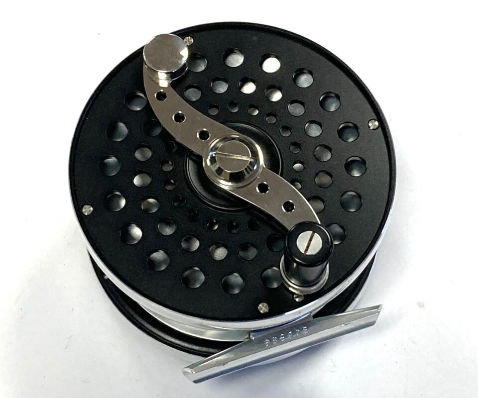 Hardy Cascapedia Mk III 8/9 フライリール Hardy Cascapedia MK II #8/9 salmon fly reel with pouch