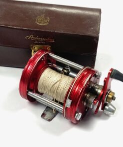 Abu Ambassadeur 6000 red reel with leather reel case